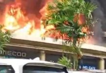 Kebakaran Mal Ciputra Cibubur, Damkar Gerak Cepat Padamkan Api