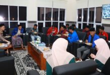 Bangun Kepercayaan dan Sinergi, Kapolres Nganjuk Gelar Audiensi dan Buka Bersama Mahasiswa