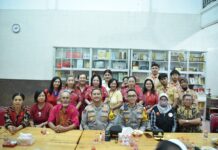 Kapolres Gresik AKBP Ramadhan Nasution Tinjau Langsung Pengamanan Cap Go Meh di Klenteng Kim Hin Kiong
