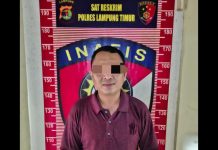 Ketua LSM di Lampung Timur Diciduk Saat Hitung Uang Rp15 Juta, Diduga Peras IRT hingga Rp30 Juta