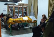 Tragis! Istri Tewas Tersambar Petir Saat Boncengan Motor di Pesawaran