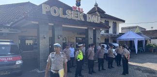 Perkuat Kedisiplinan Personel, Polsek Dau Gelar Apel Pagi dan Sosialisasi Pelayanan Humanis