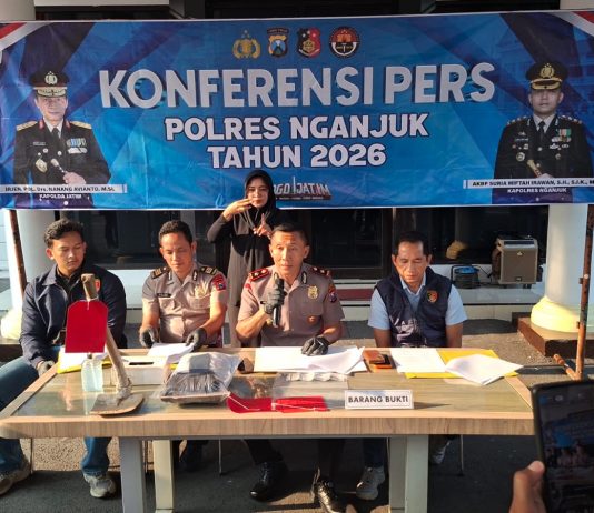 Kurang dari 10 Jam, Polres Nganjuk Ungkap Kasus Pembunuhan Berencana, Dua Tersangka Dibekuk di Sidoarjo