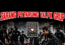 Terekam CCTV!!! Detik-detik Penarikan Paksa Mobil Berujung Pembacokan, 3 Orang Terluka di Surabaya