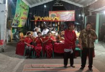 BUPATI NGANJUK HADIRI PROSESI NYADRAN DENGAN HIBURAN LANGEN BEKSO WIROMO